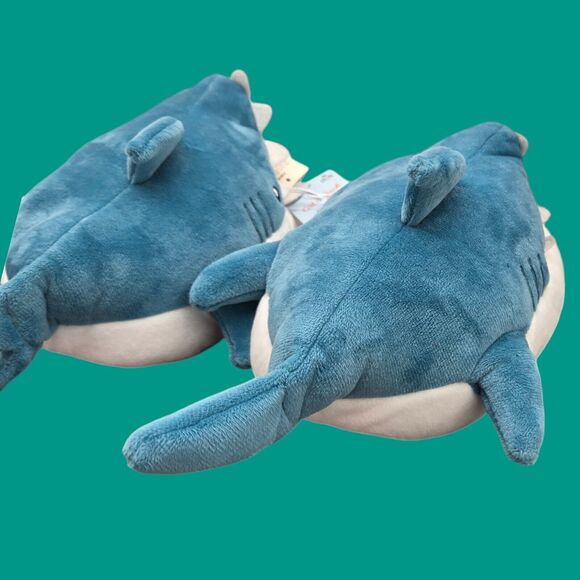 Cat & Jack Halloween Shark Slippers Teal Blue Kids Medium (2/3) New With Tags - Picture 6 of 8